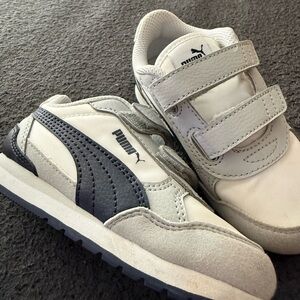 Puma Kids White/Navy/Grey Sneakers